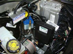 Abbildung des Motorraumes des Dacia Sandero 1.2 55 KW mit Autogas Komponenten